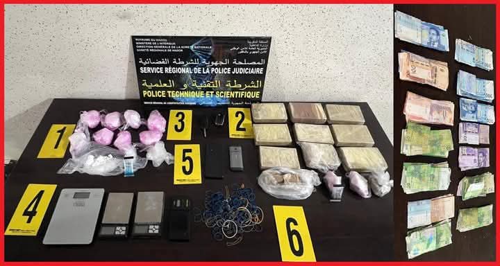 فرقة مكافحة العصابات بالناظور تطيح بمروج مخدرات و حجز كميات مهمة