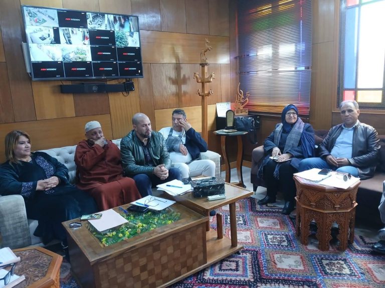 ناجي الفخاري يترأس لقاء تواصليا بمكناس لتسريع تنزيل مقتضيات قانون تنظيم أنشطة الصناعة التقليدية