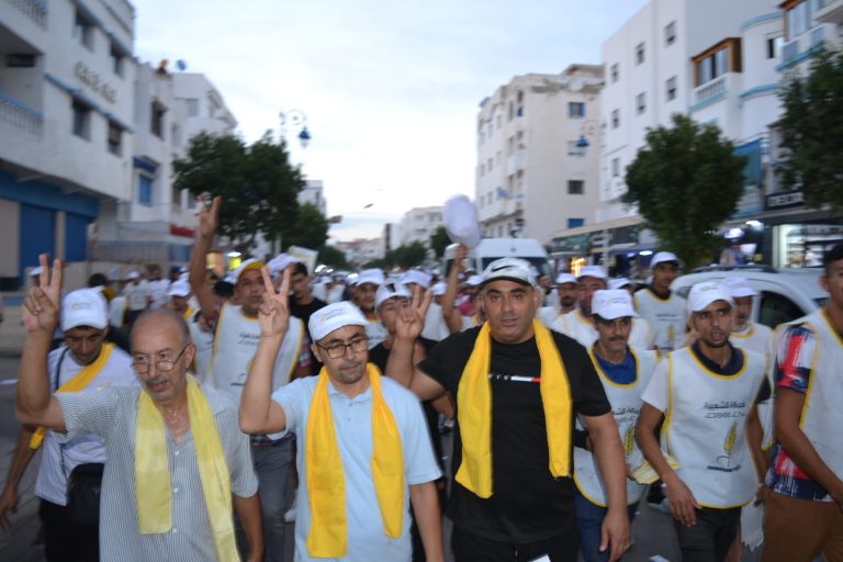 مسيرة ميدانية للحركة الشعبية تجوب أحياء مرتيل وسط أجواء هادئة وسلمية